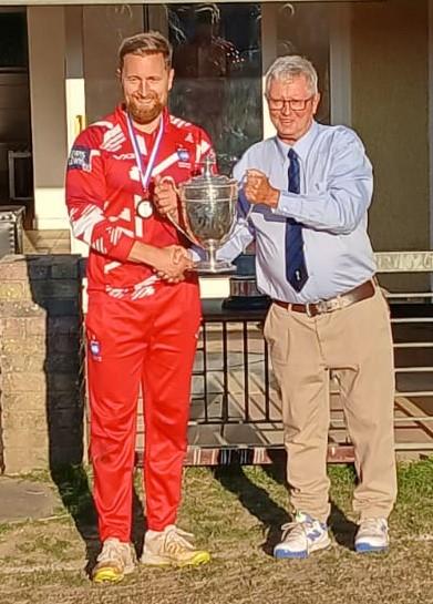  Yannik Parker and Martin Jones (County Club chairman)